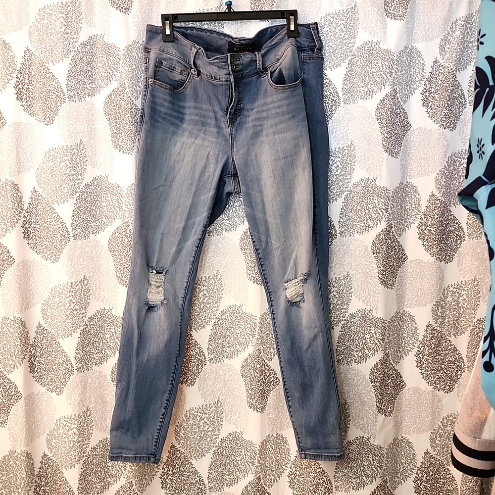 Torrid Denim Jegging